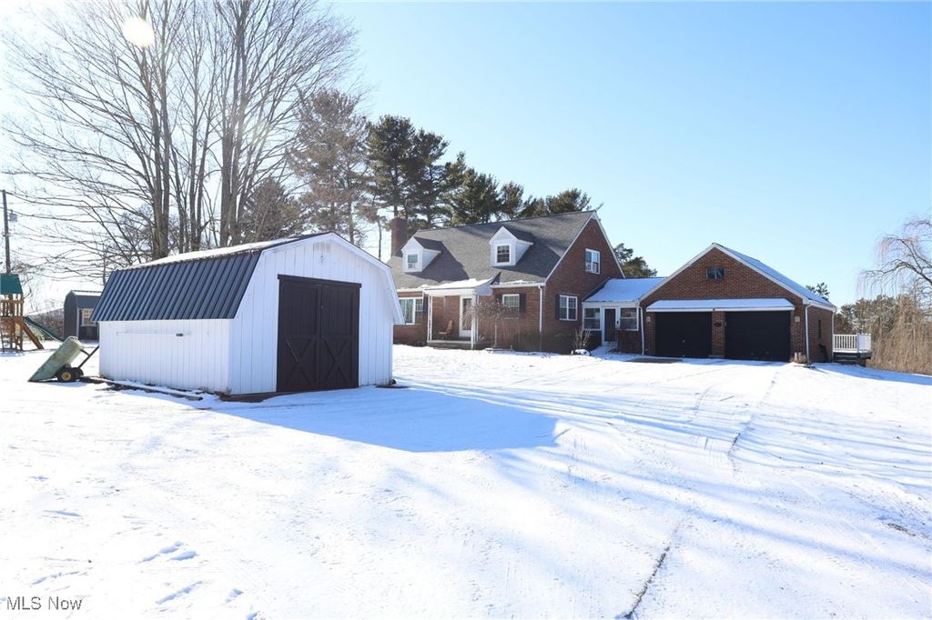 Photo of 277 Furda Lane, Wintersville, OH 43953 (MLS # 5184108)