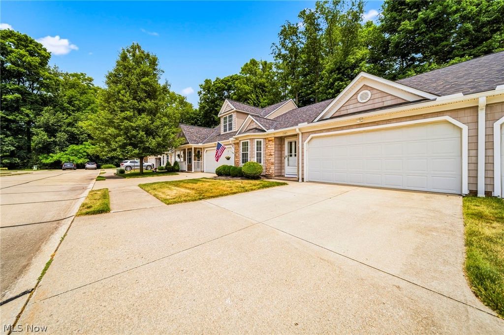 Photo of 747 Rivers Edge Lane, Painesville, OH 44077 (MLS # 5217747)