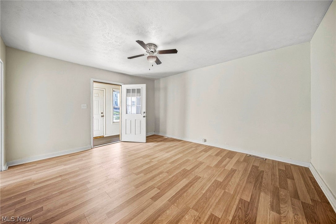 352 W Jackson Street