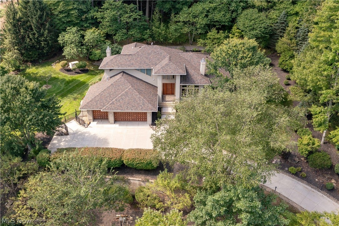 1040 Riverwoods Drive