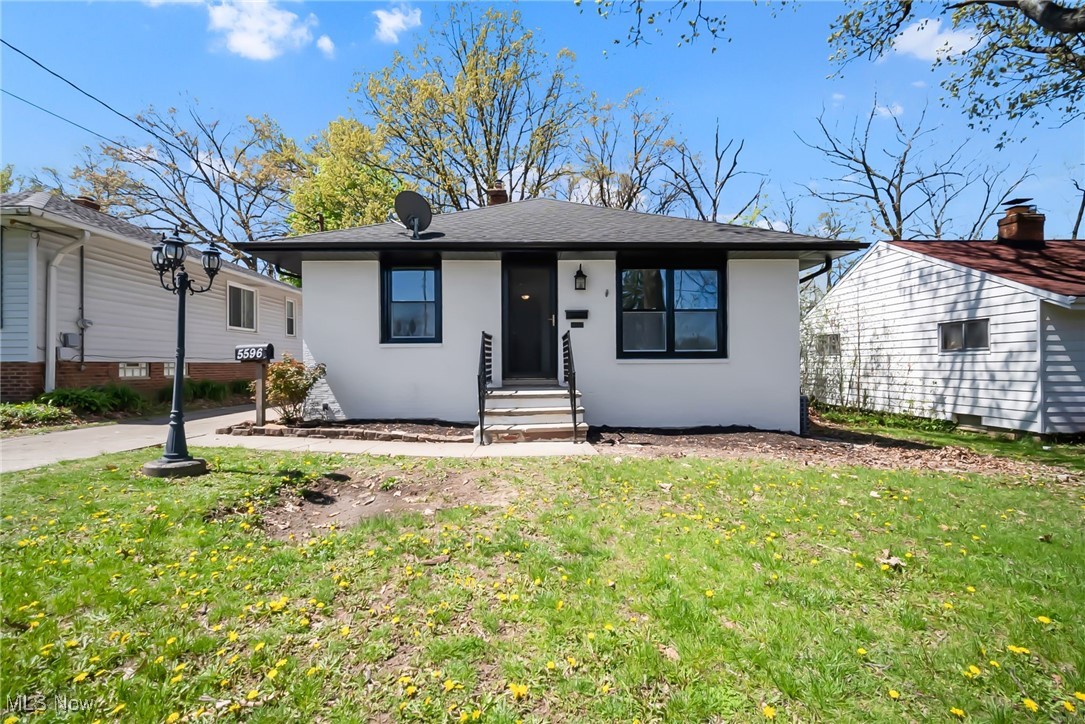 5596 Cumberland Drive, Garfield Heights, Ohio image 1