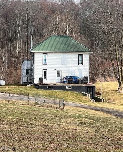 Homes For Sale - 2195 Township Road 405<br/> Ashland County, Jeromesville, OH 44840