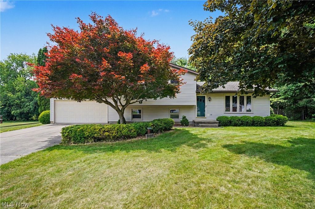 Photo of 3789 Lake Vista Road, Coventry, OH 44319 (MLS # 5214695)
