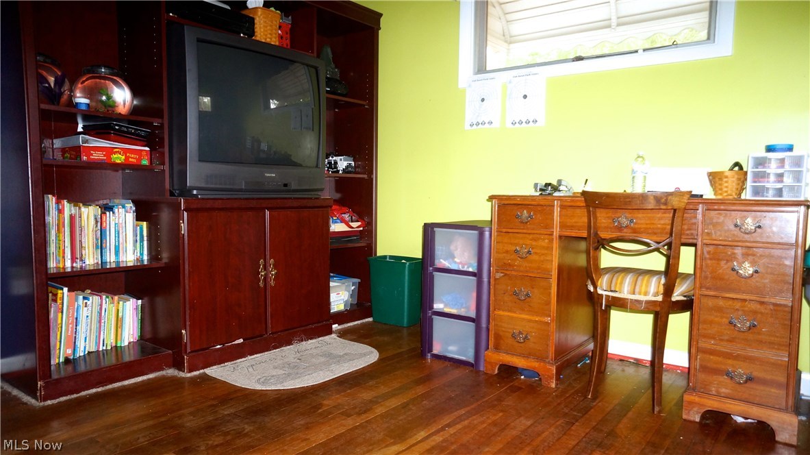 Cuyahoga Manor - Residential