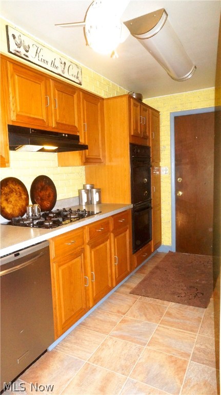 Cuyahoga Manor - Residential