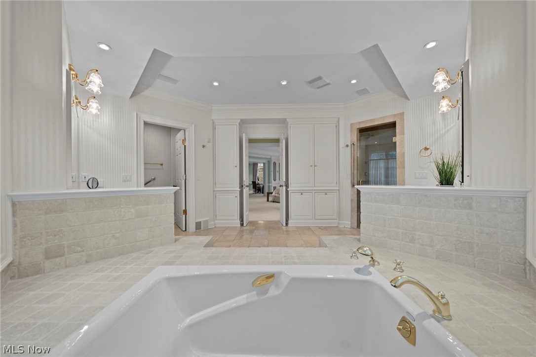 Pinetree Home Owners' Association - Residential