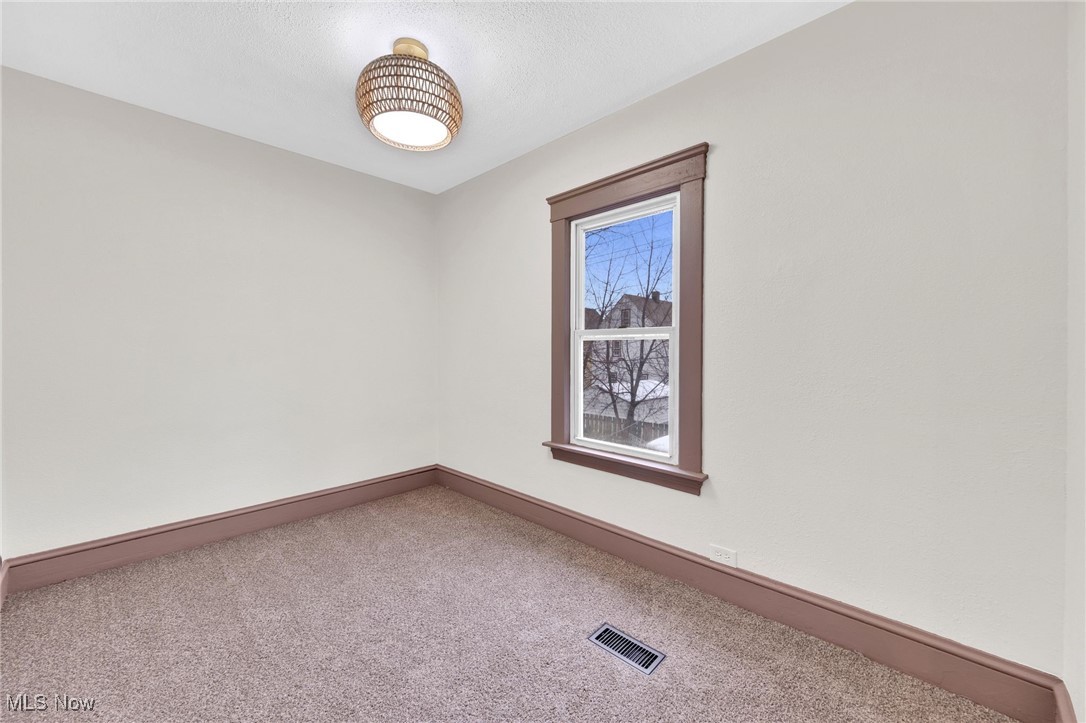 Curtis Ambler & Pixleys - Residential