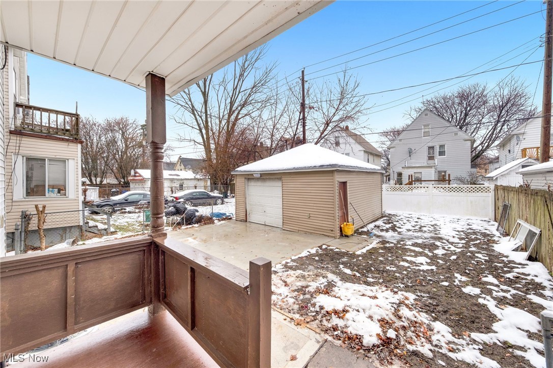 Curtis Ambler & Pixleys - Residential