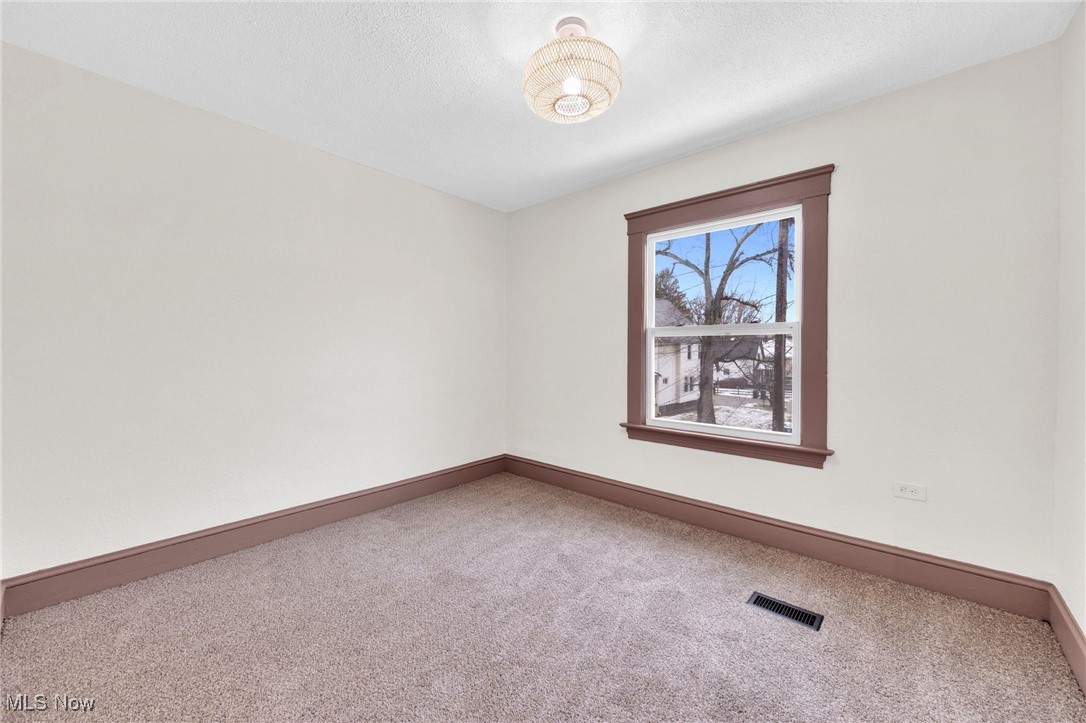 Curtis Ambler & Pixleys - Residential