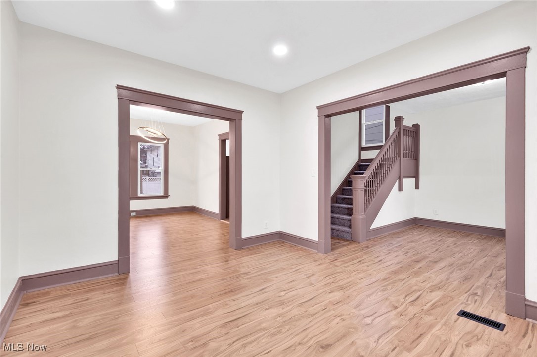 Curtis Ambler & Pixleys - Residential