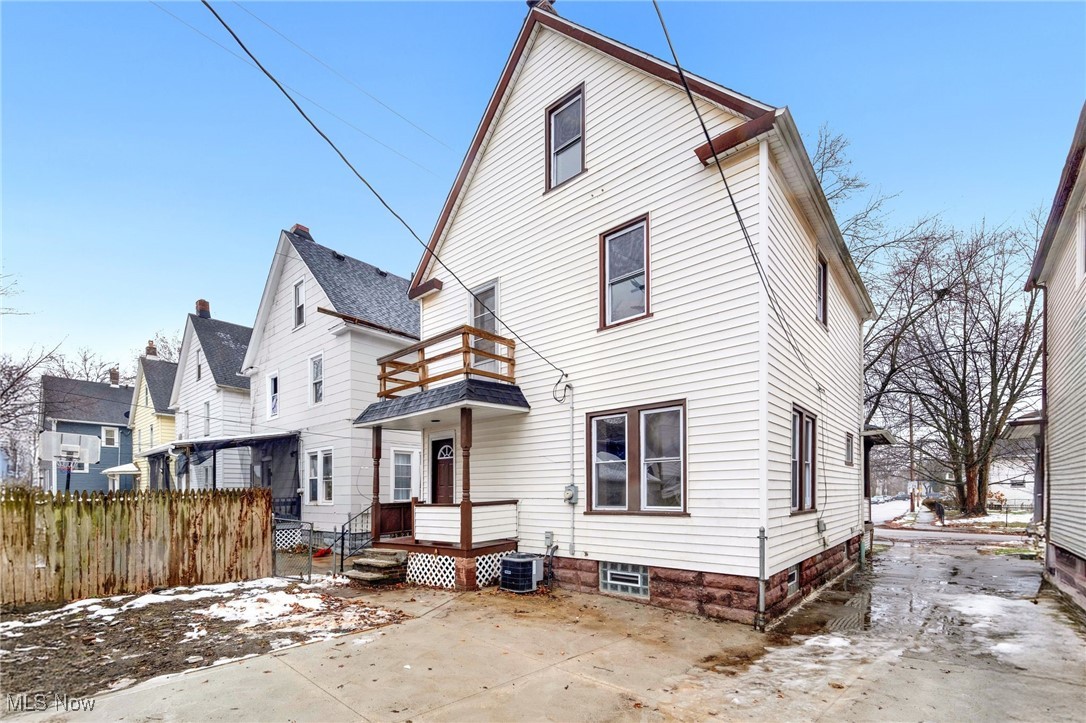 Curtis Ambler & Pixleys - Residential