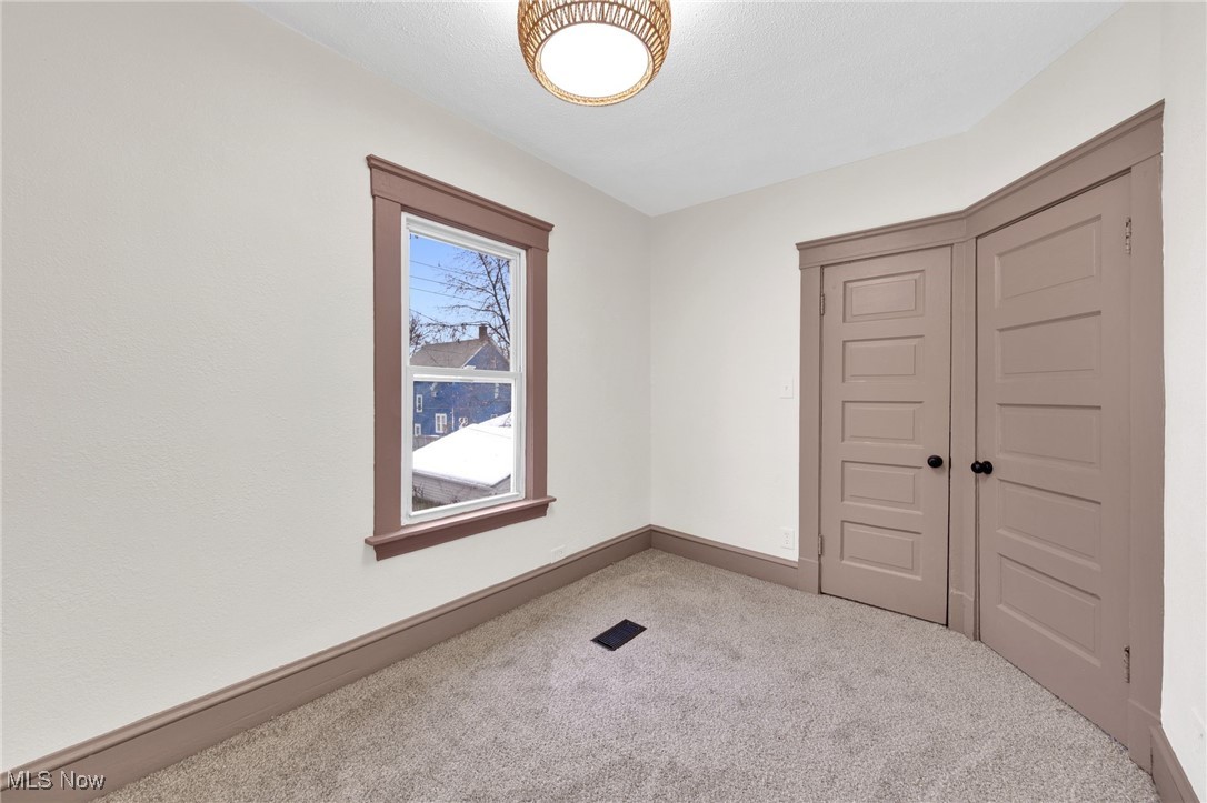 Curtis Ambler & Pixleys - Residential