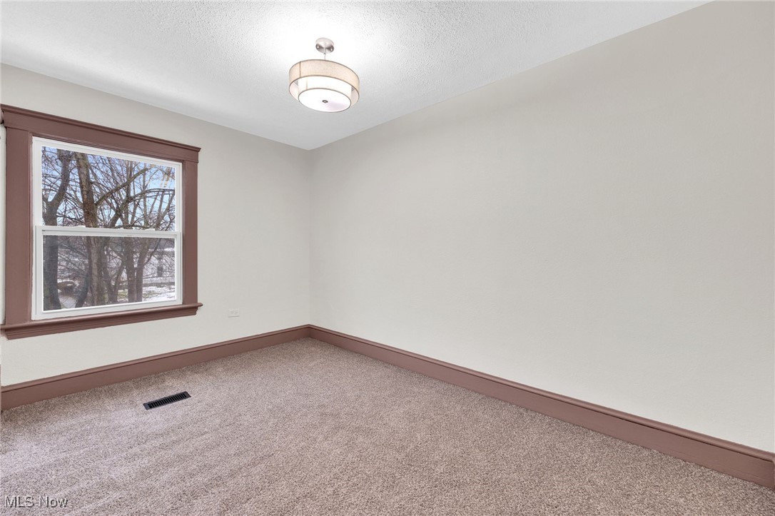 Curtis Ambler & Pixleys - Residential