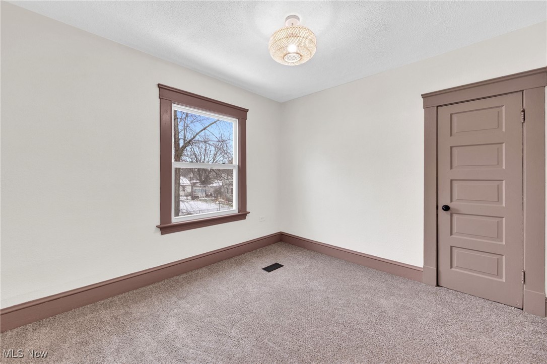 Curtis Ambler & Pixleys - Residential