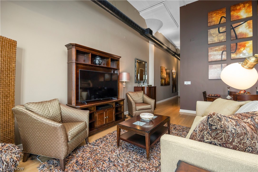 Chesapeake Lofts Condo - Residential