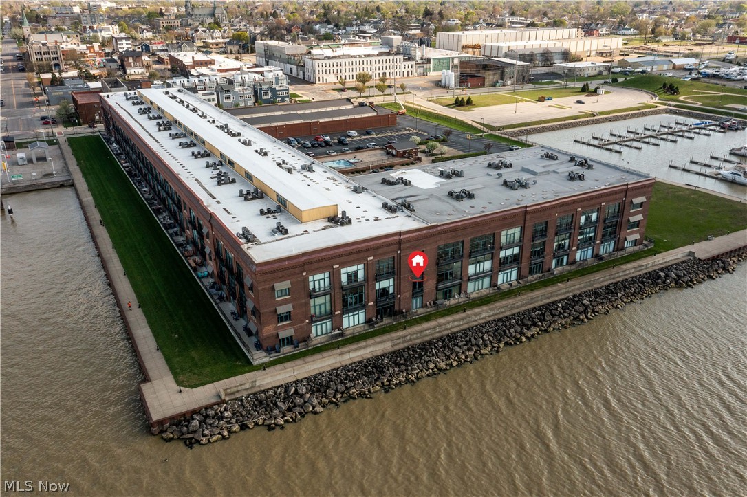 Chesapeake Lofts Condo - Residential