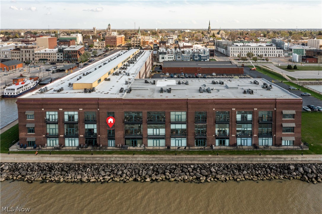 Chesapeake Lofts Condo - Residential