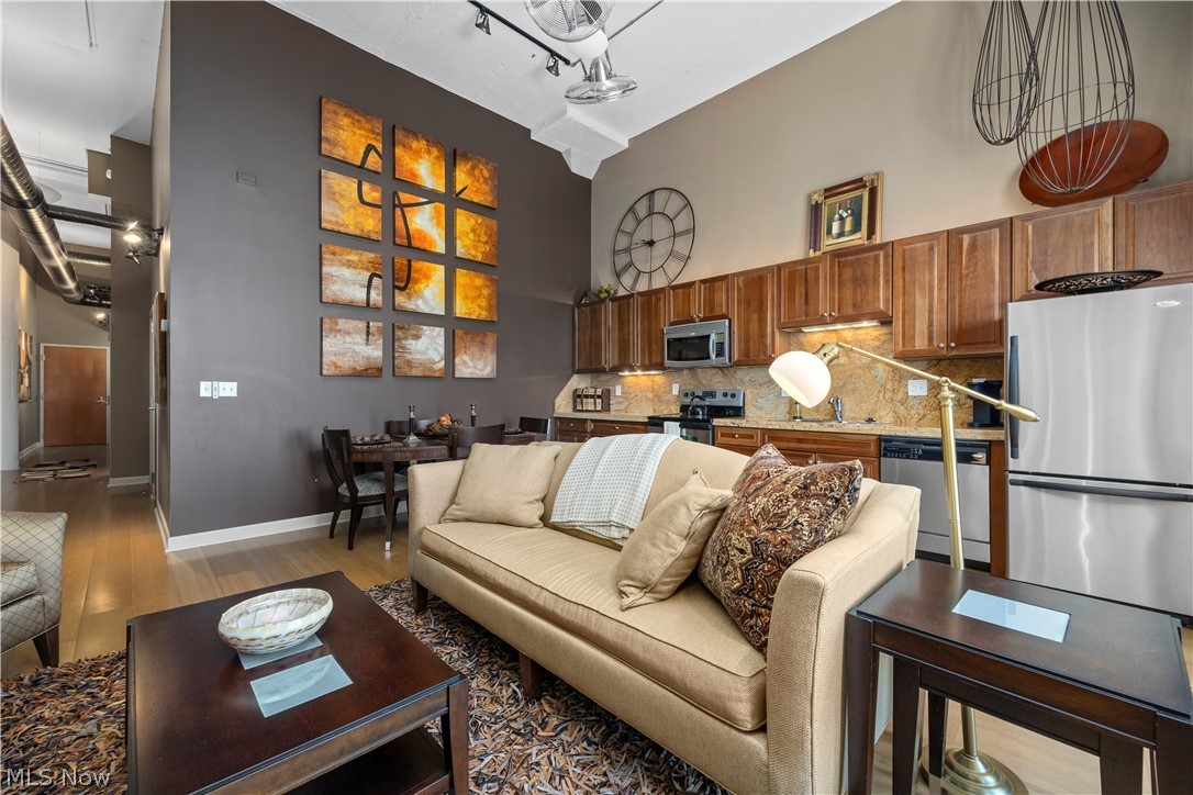 Chesapeake Lofts Condo - Residential