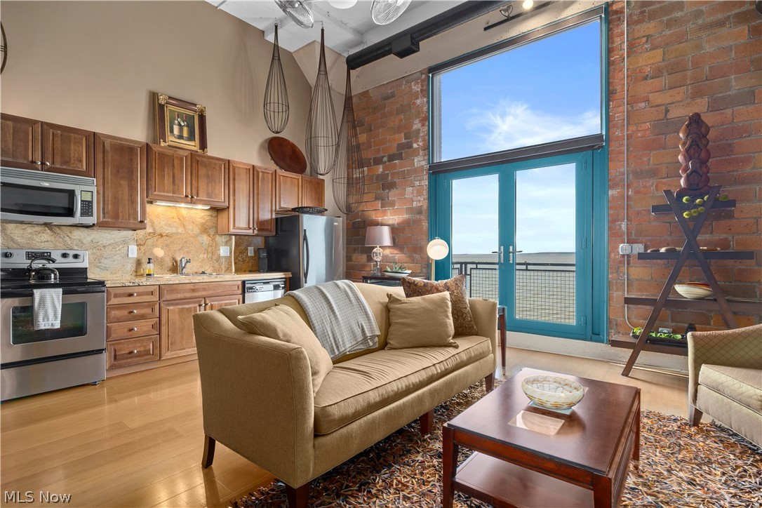 Chesapeake Lofts Condo - Residential
