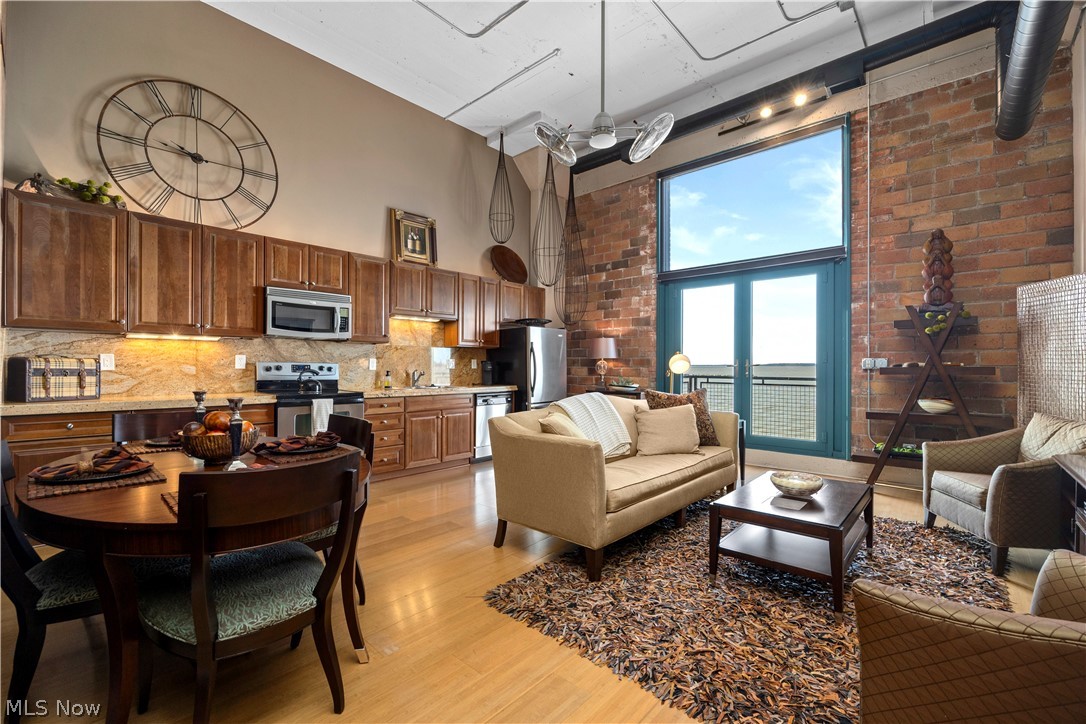 Chesapeake Lofts Condo - Residential
