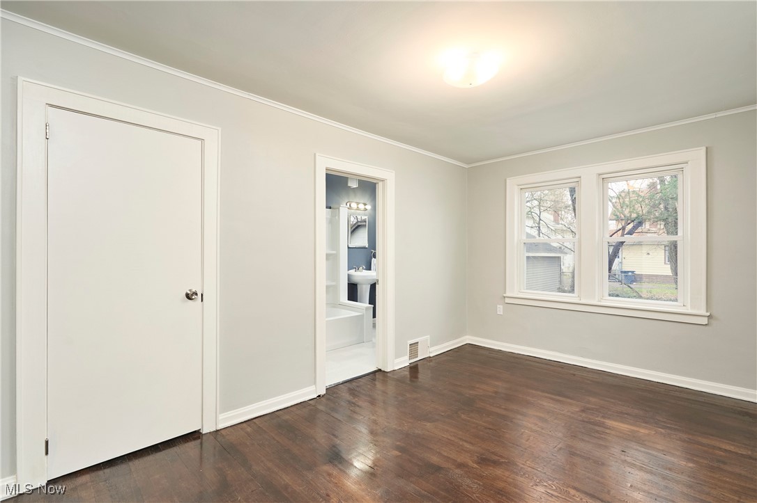 Akron, Ohio 44306, United States, 4 Bedrooms Bedrooms, ,2 BathroomsBathrooms,Residential,Contingent,107551