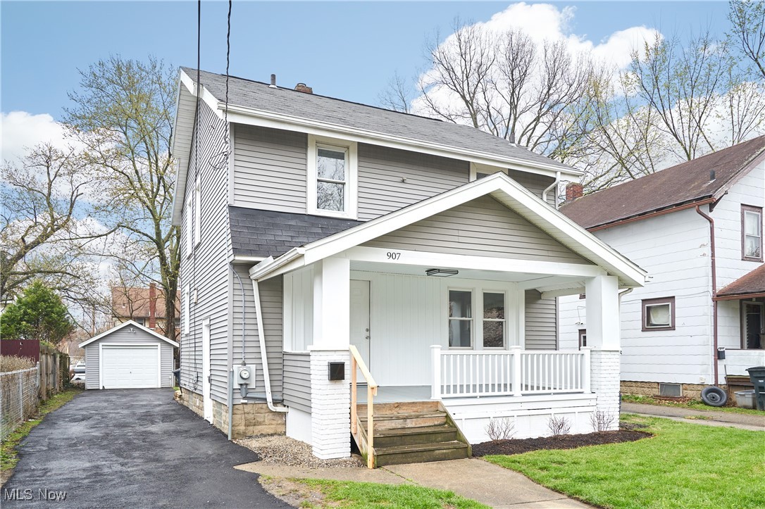 Akron, Ohio 44306, United States, 4 Bedrooms Bedrooms, ,2 BathroomsBathrooms,Residential,Contingent,107551