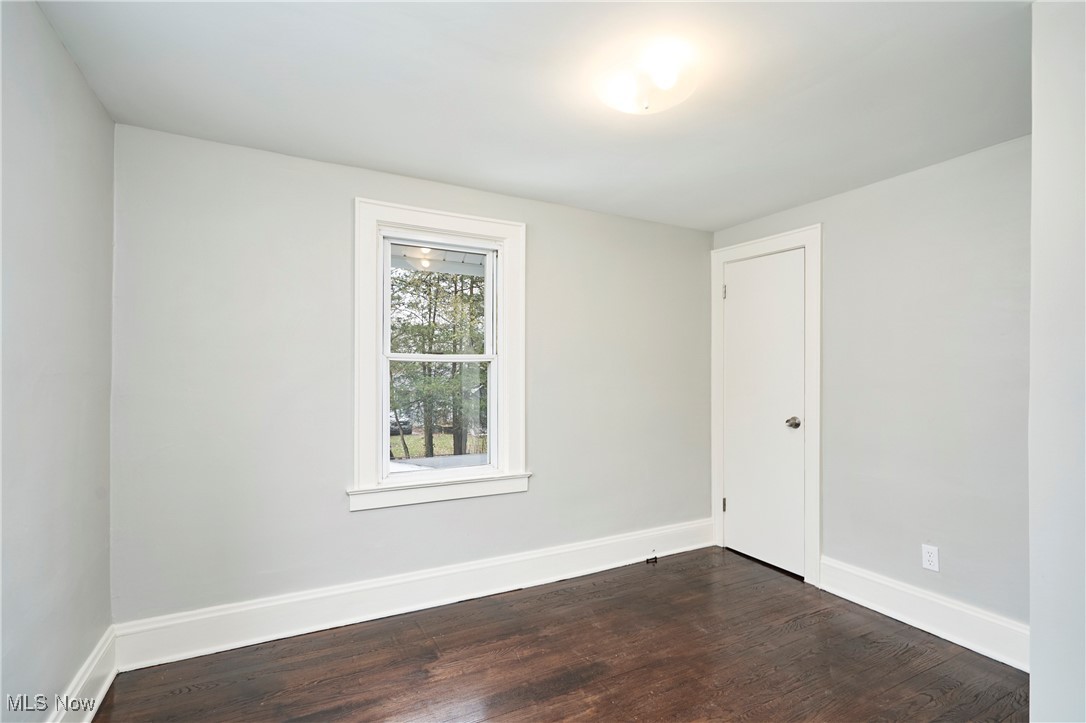 Akron, Ohio 44306, United States, 4 Bedrooms Bedrooms, ,2 BathroomsBathrooms,Residential,Contingent,107551