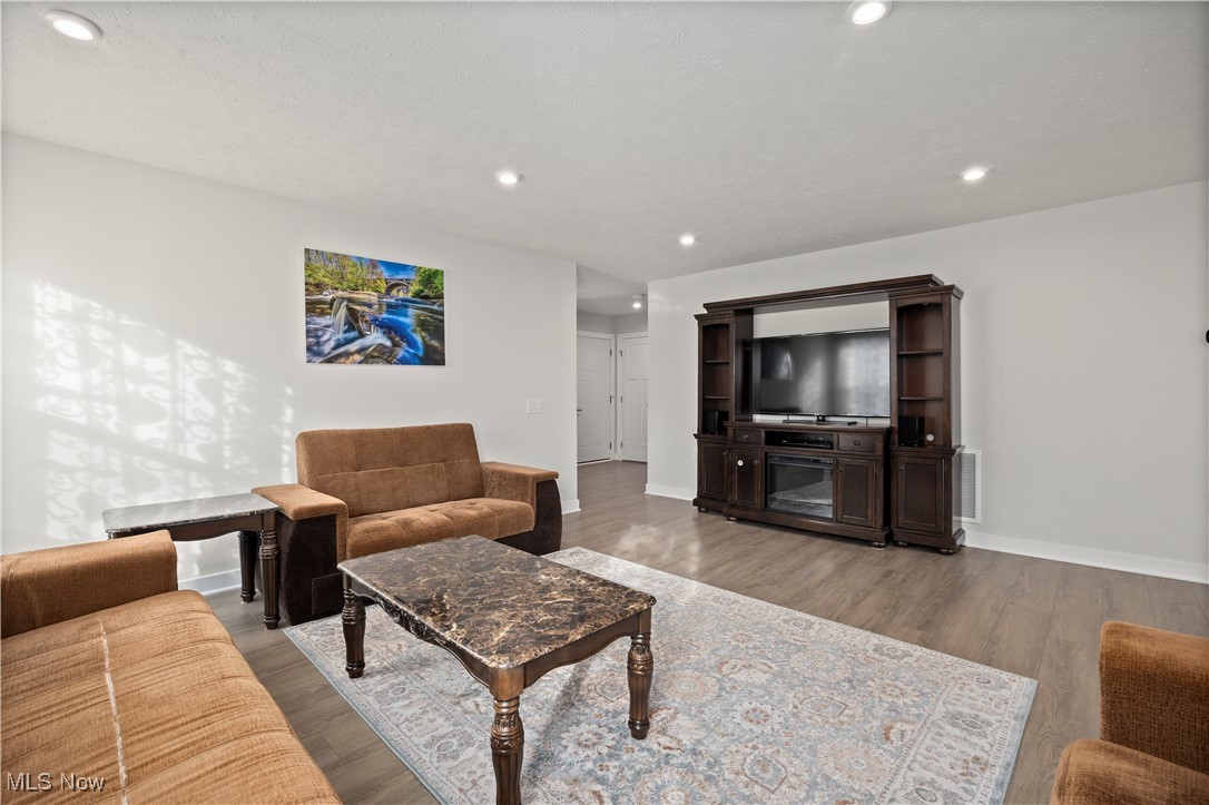 Eaton Crossing Sub 1 - Residential