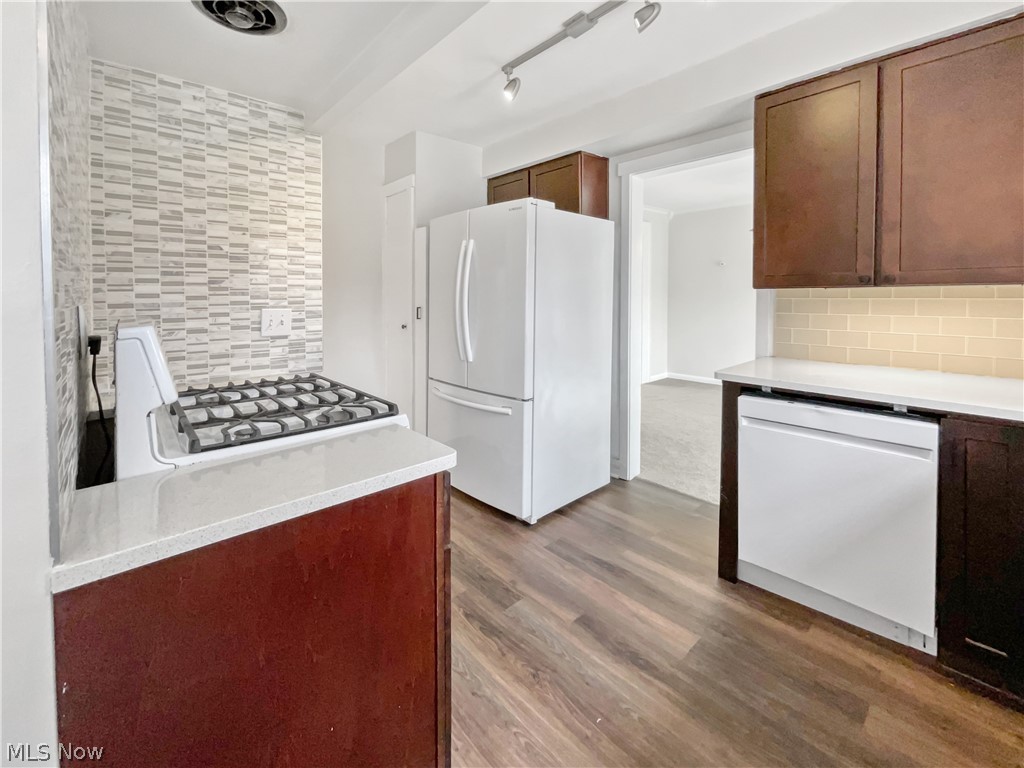 Cedar Heights Land Cos Cedar-Broo - Residential