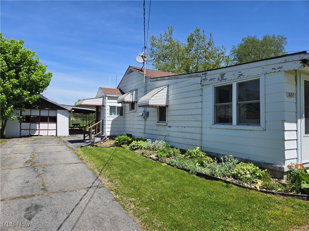 8153 Lindberg Street, Masury, Ohio image 3