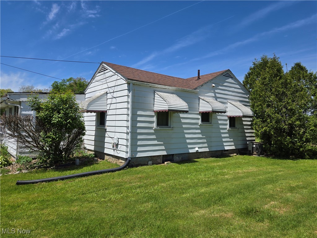8153 Lindberg Street, Masury, Ohio image 6