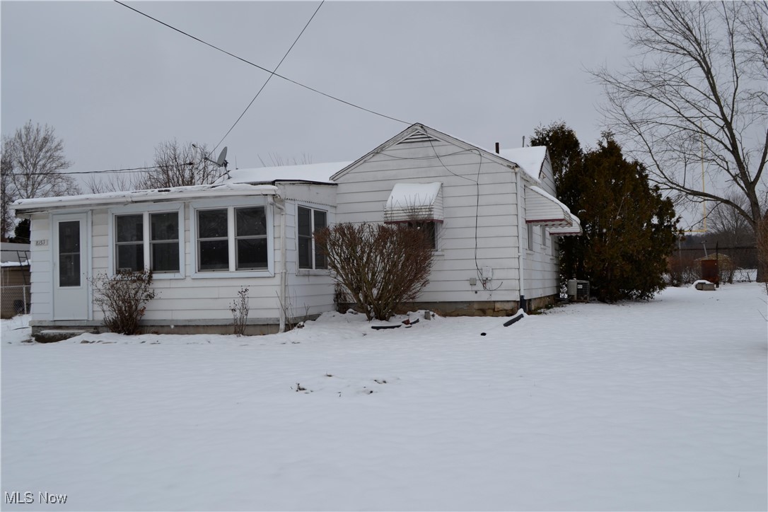 8153 Lindberg Street, Masury, Ohio image 3