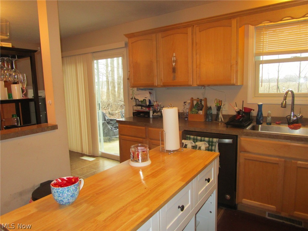 Roaming Shores - Residential