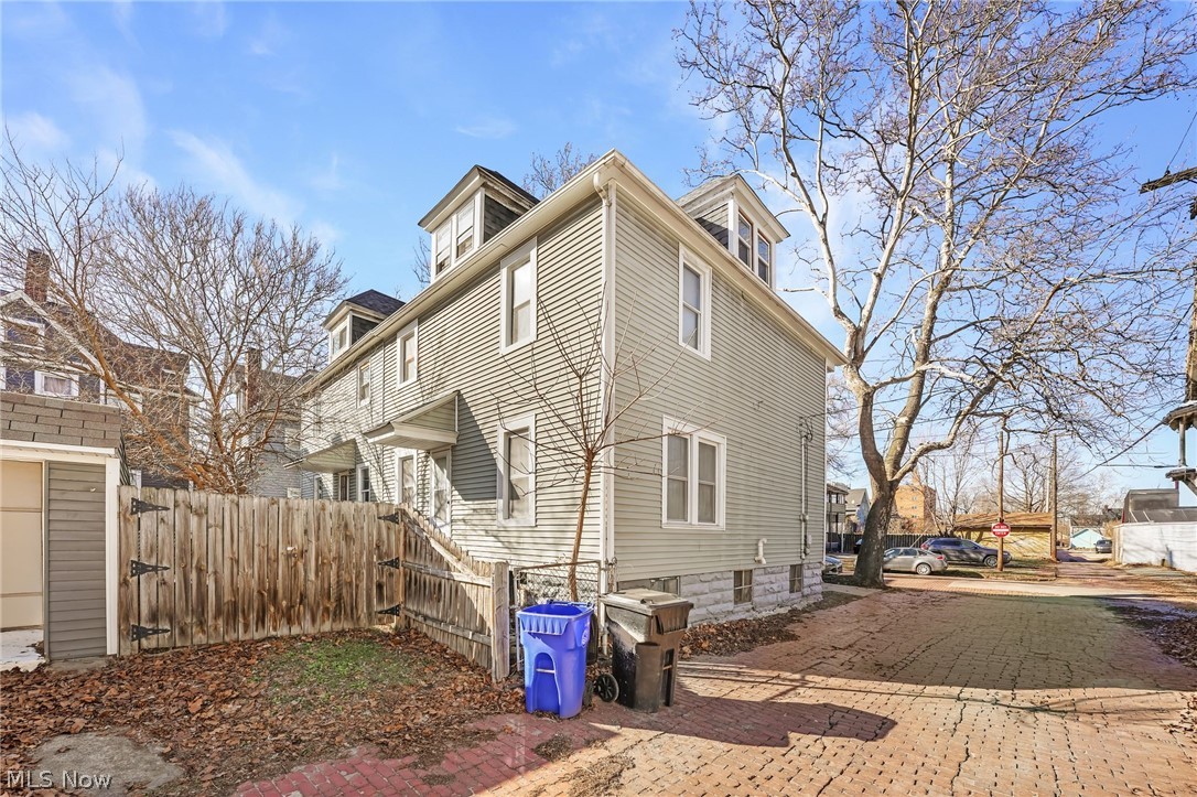 Curtiss - Residential Income