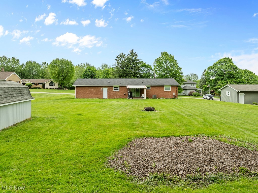 4696 Hurless Drive, Canton, Ohio image 31
