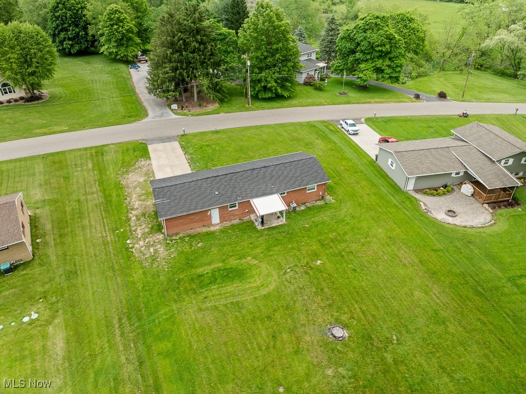 4696 Hurless Drive, Canton, Ohio image 30