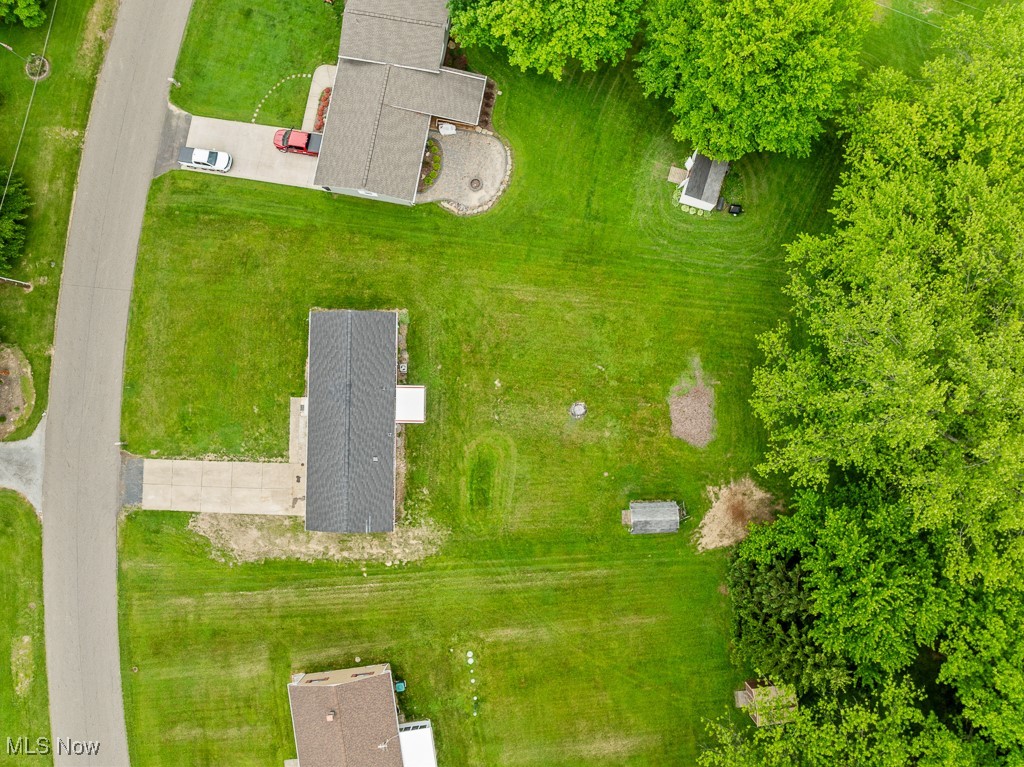 4696 Hurless Drive, Canton, Ohio image 35