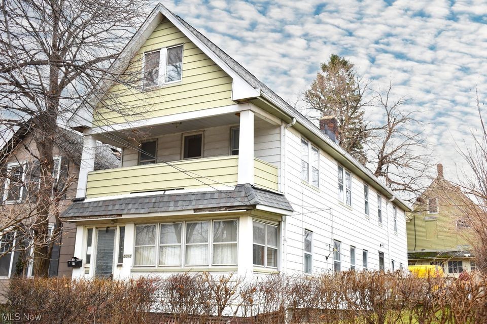 S S Stones - Residential Lease