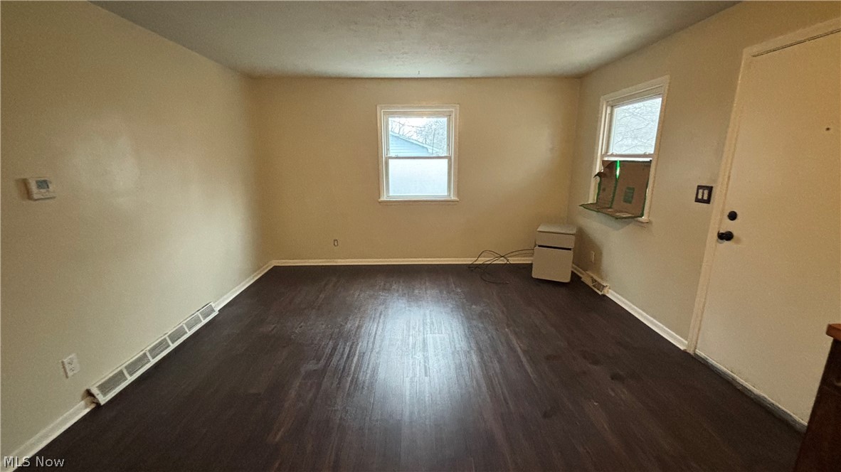 Springfield 01 - Residential Income