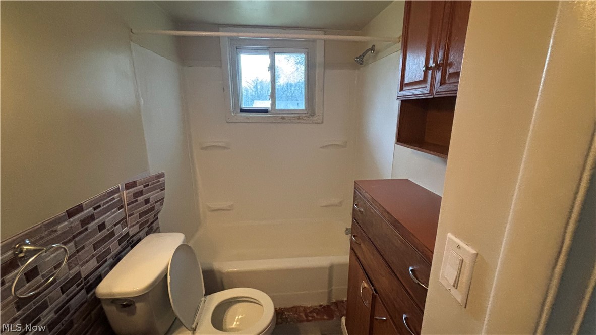 Springfield 01 - Residential Income