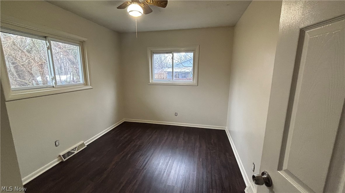 Springfield 01 - Residential Income