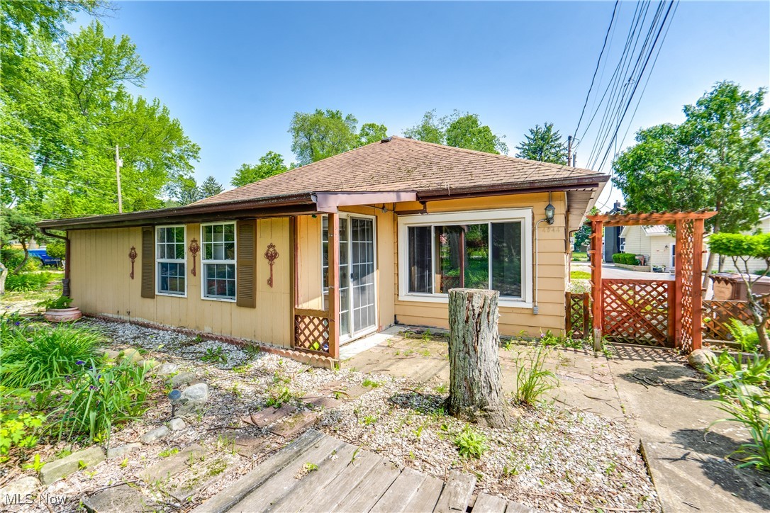 Caston - Residential