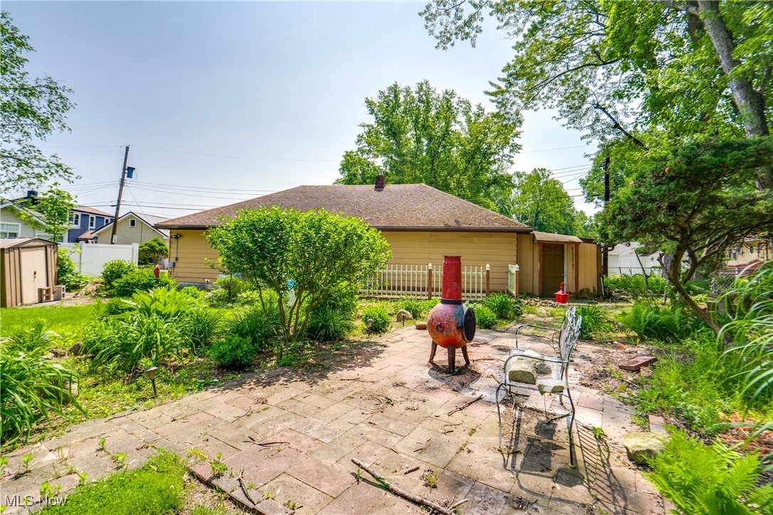 Caston - Residential