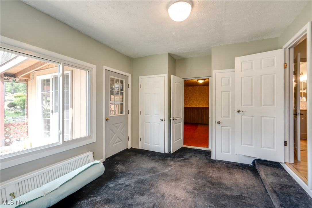 Caston - Residential