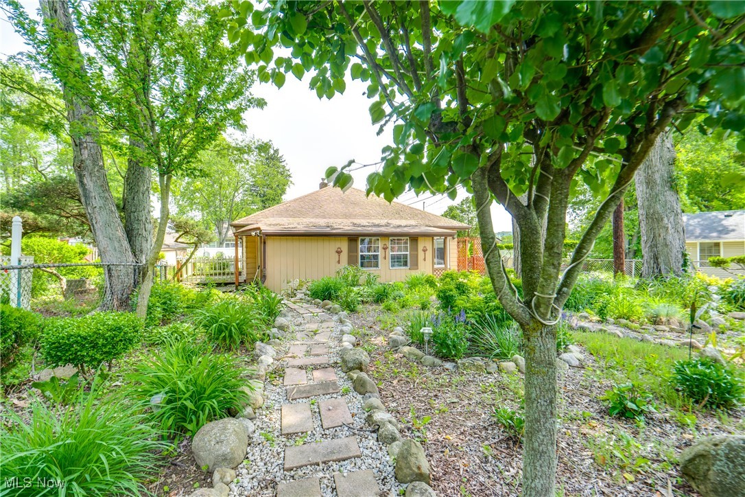 Caston - Residential