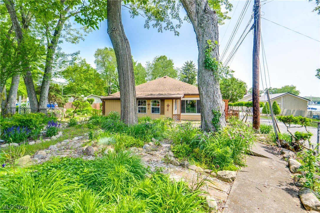Caston - Residential