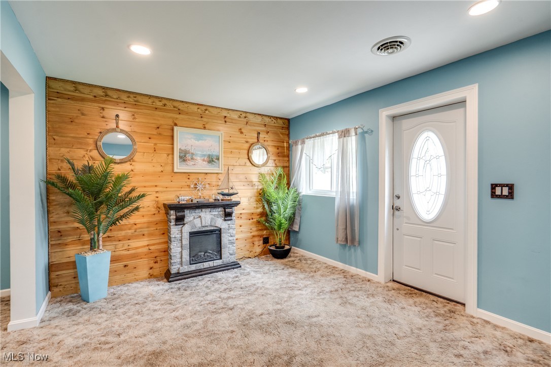 Caston - Residential