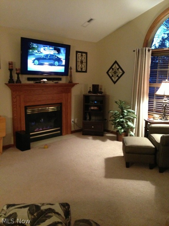 Villas/Buckingham Gate Condo P - Residential