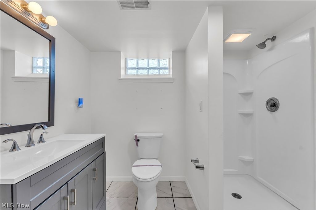 Photo of 4610 Yorkshire Avenue, Parma, OH 44134 (MLS # 5189235)