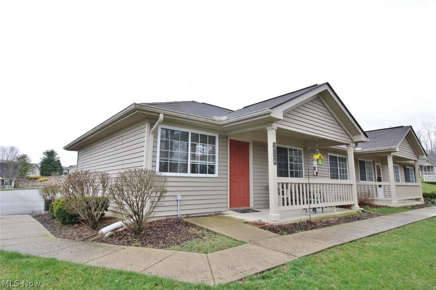 North end location. Close to all amenities. This condo is located in the back and is also an end unit that offers 2 bedrooms, open eat-in kitchen, 1 full bath, laundry/utility room, master bedroom has a 3 x 5 walk- in closet. Covered front porch overlooking a serene wooded view. 1 car detached garage. No access to garage from unit.